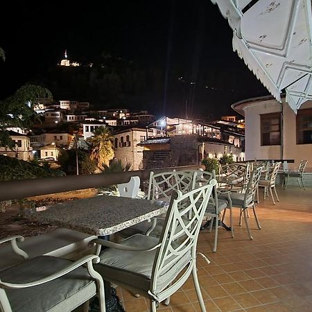 Master Hotel เบราท ภายนอก รูปภาพ